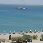 Lakitira Hotel
